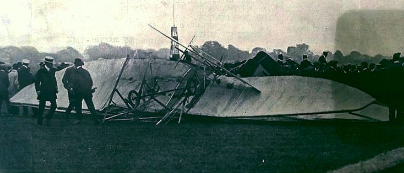 Plane crash the killed Charles Rolls July 12th 1910, photo, Illustrated London News