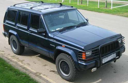 1994 Jeep Cherokee Limited 40i 4x4 The base powertrain was a four speed
