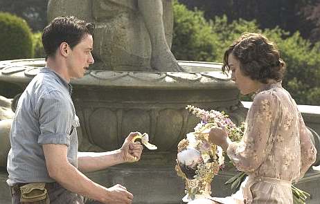 Atonement water fountain scene James McAvoy and Keira Knightley