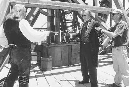 Martin Campbell directing the Mask of Zorro