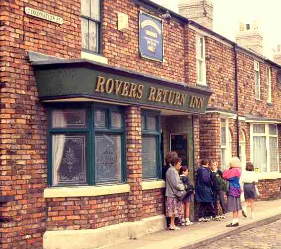 coronation_street_rovers_return_inn.jpg