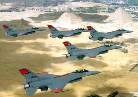 http://www.solarnavigator.net/geography/geography_images/Egypt_f16_fighter_planes_over_pyramids.jpg