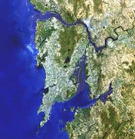 India, Mumbai (Bombay) satelite image