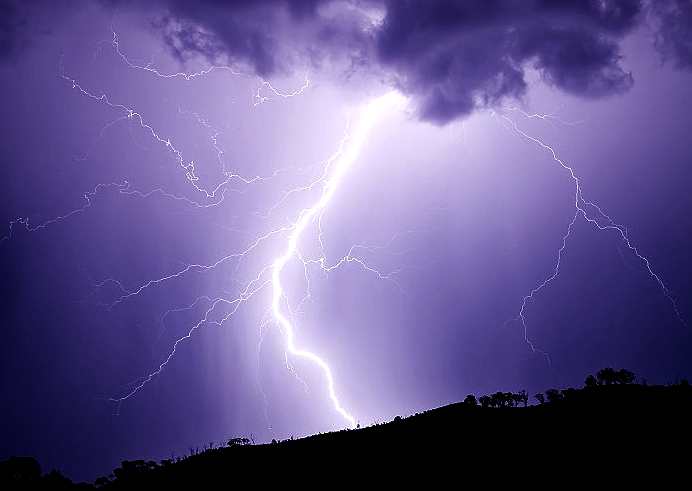  during volcanic eruptions or dust storms. Lightning strike January 2007