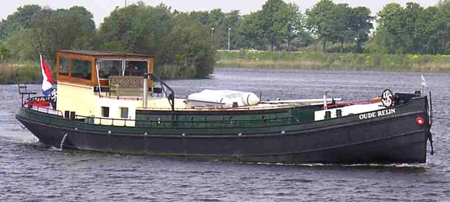 OUDE REIJN 21.00m x 4.09m a Luxemotor barge ideal for cruising and living