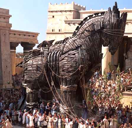 trojan wooden horse 10 Kebohongan Terbesar Dalam Sejarah Dunia