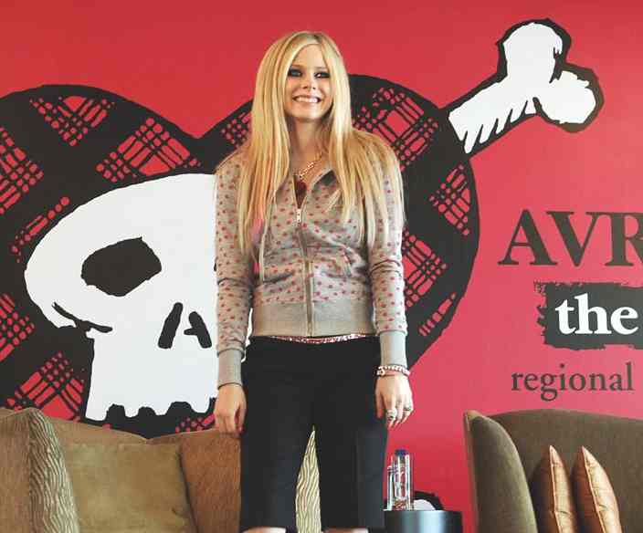  minutes of the Vancouver 2010 portion. Avril Lavigne in Hong Kong 2007