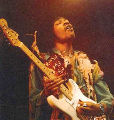 Jimi_Hendrix_on_stage_fender_stratocaste