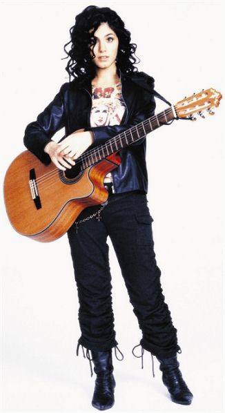 Katie Melua with guitar
