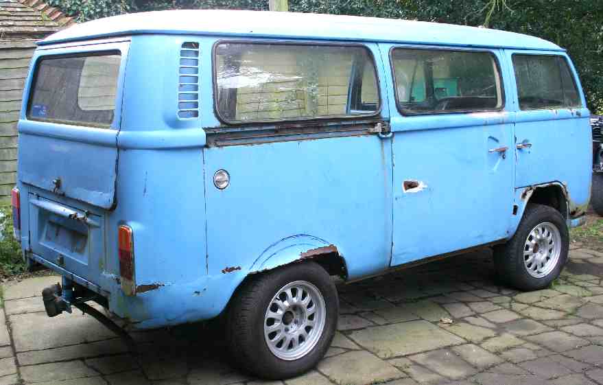 Volkswagen van alloys fitted side view