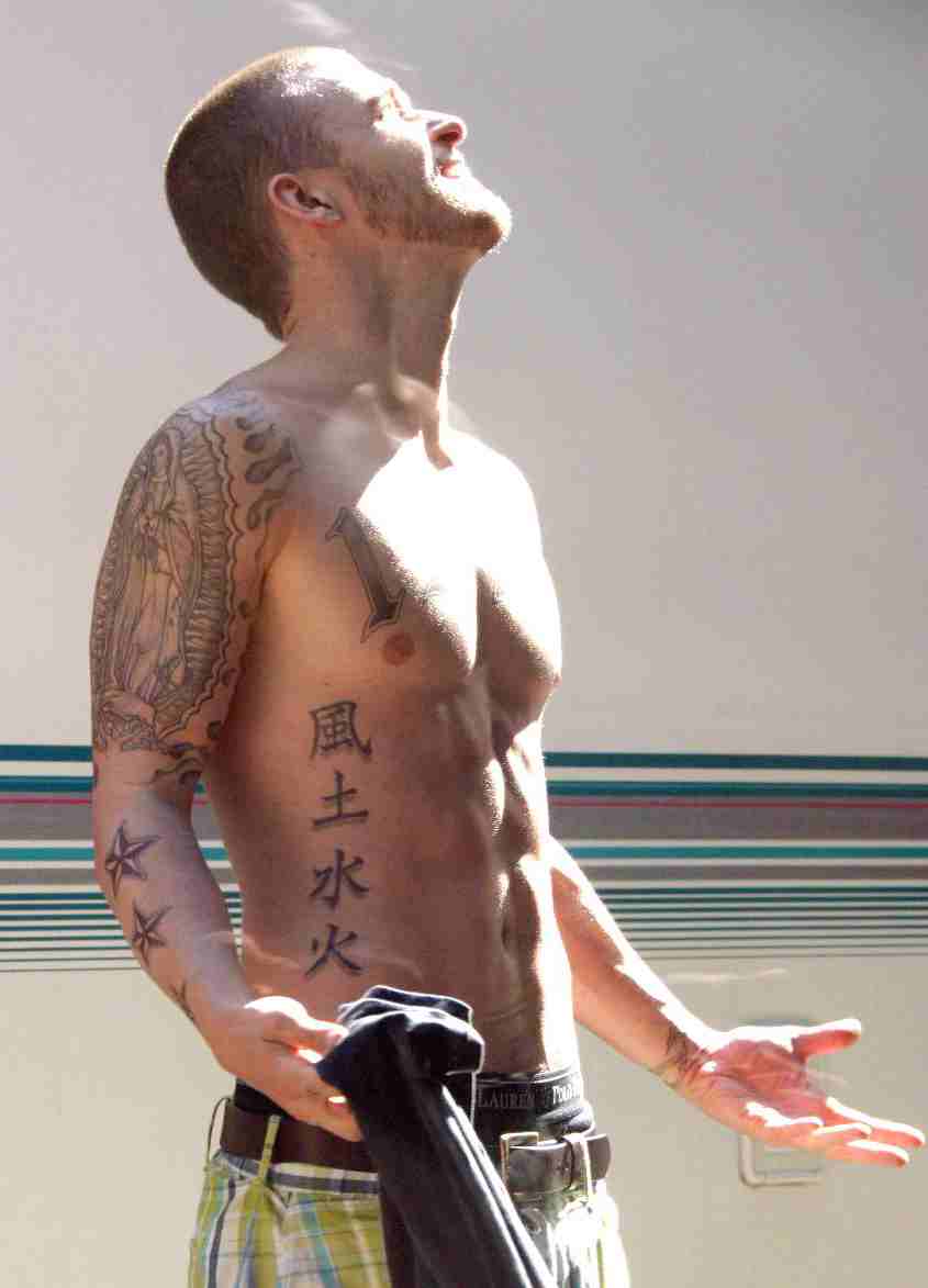 http://www.solarnavigator.net/music/musicimages/justin_timberlake_tattoos.jpg