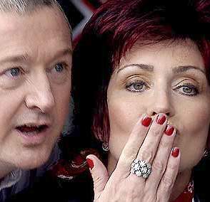 Sharon Osbourne kiss