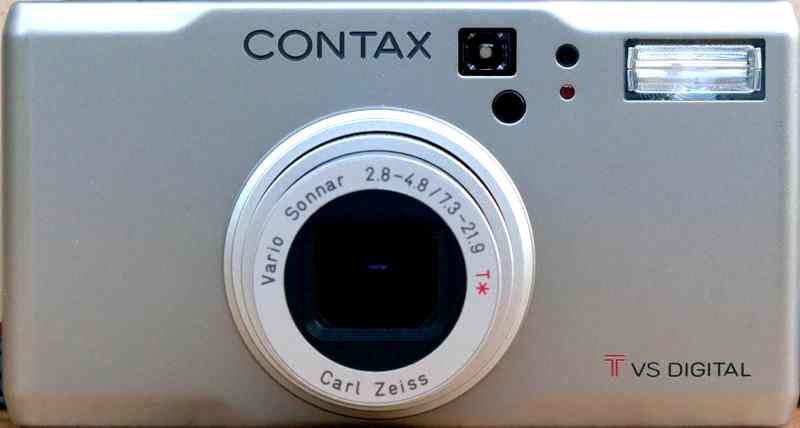 Kyocera CONTAX TVS Digital with Carl Zeiss Vario Sonnar 2.8-4.8