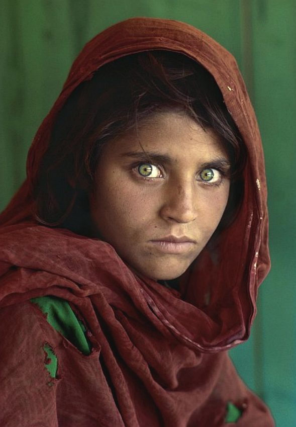 Sharbat Gula as a young refugee