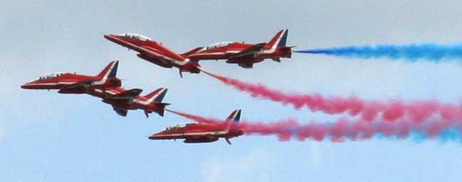 Red Arrows Eastbourne International Airshow © 2005 Nelson Kruschandl