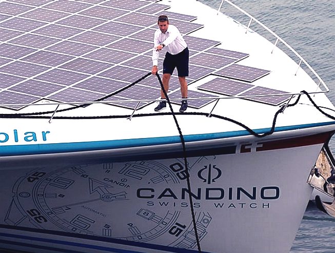 Raphael Domjan mooring the Planetsolar