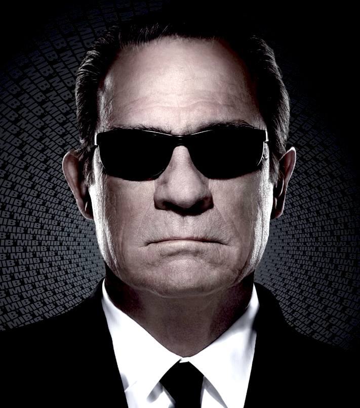 TOMMY LEE JONES