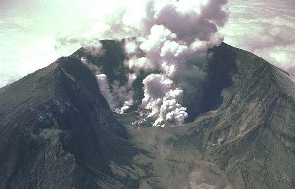 Mount St Helens smouldering after eruptpion 1980