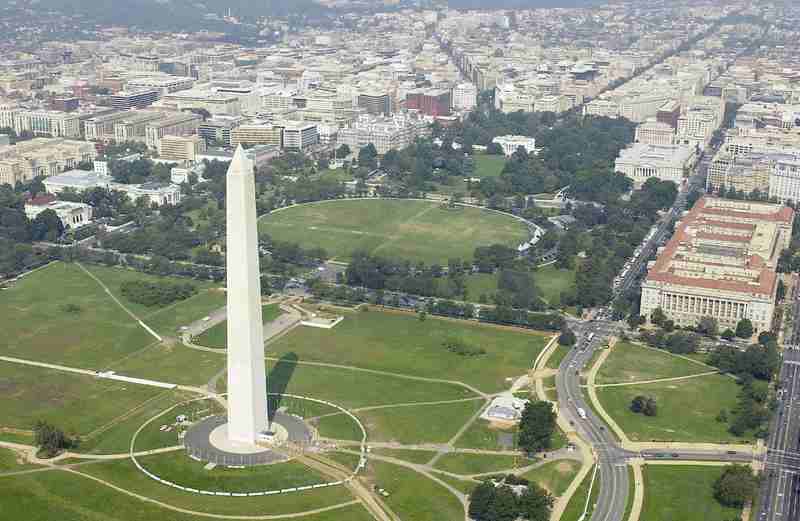 Washington monument, world atlas