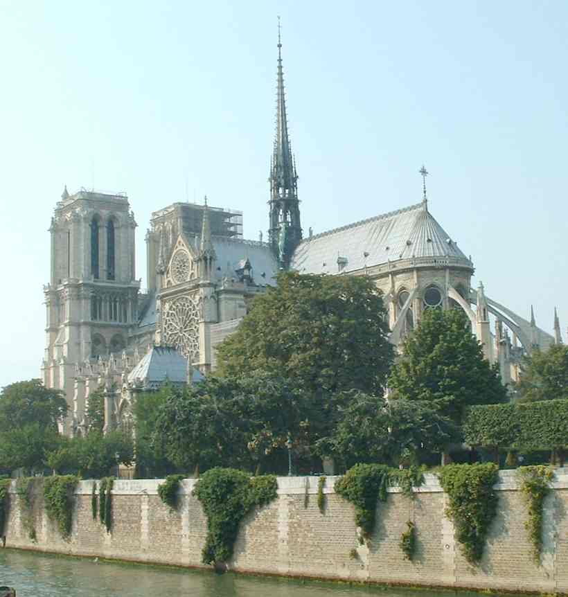 Notre Dame copyright photograph Nelson Kruschandl 2003