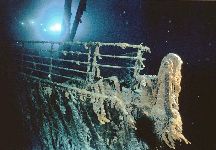 Titanic bow deep sea wreck