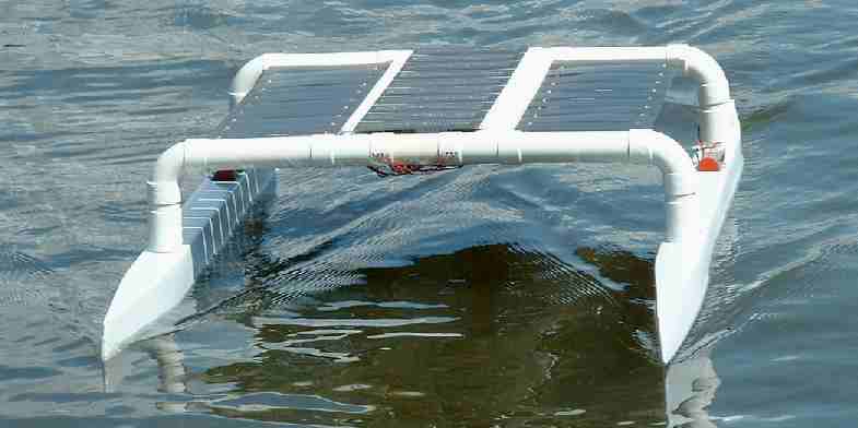 Catamaran cruising under solar power