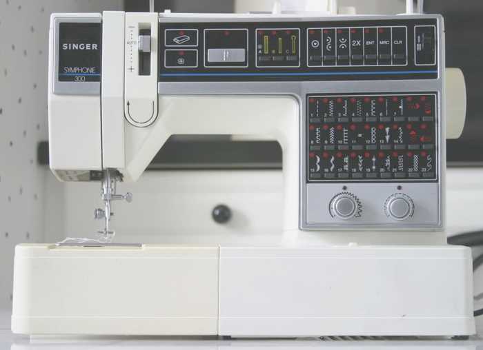 Singer symphone 300 sewing machine