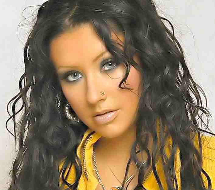 Christina Aguilera dark hair