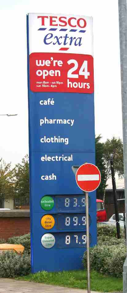 Tesco extra forecourt petrol prices October 2006