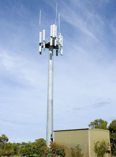 Mobile phone aerial mast