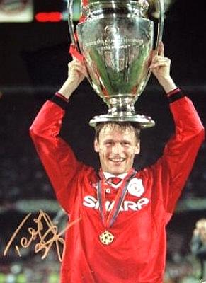 Manchester United - Teddy Sherringham signed photograph