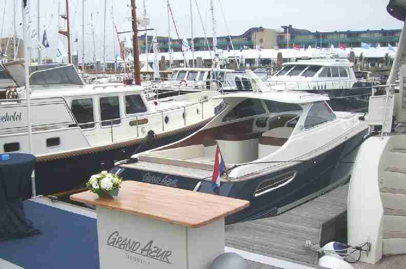 Amsterdam HISWA boat show floating display